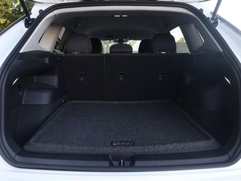 New 2025 Volkswagen Tiguan S image 7