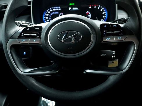 Used 2023 Hyundai Santa Cruz SE image 16