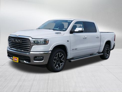 New 2026 RAM 1500 Laramie AWD/4WD image 3