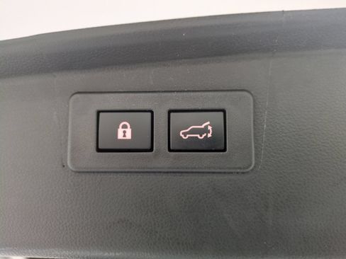 Used 2024 Subaru Outback Premium AWD/4WD image 13