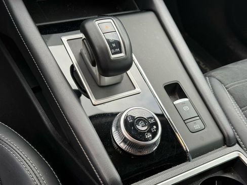 Used 2024 Mitsubishi Outlander SE image 20