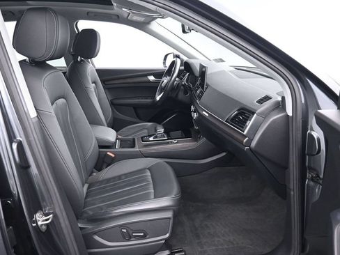 Used 2021 Audi Q5 e Premium Plus w/ Premium Plus Package AWD/4WD image 22