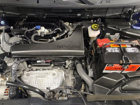 Used 2019 Nissan Rogue SV w/ Premium Package image 30