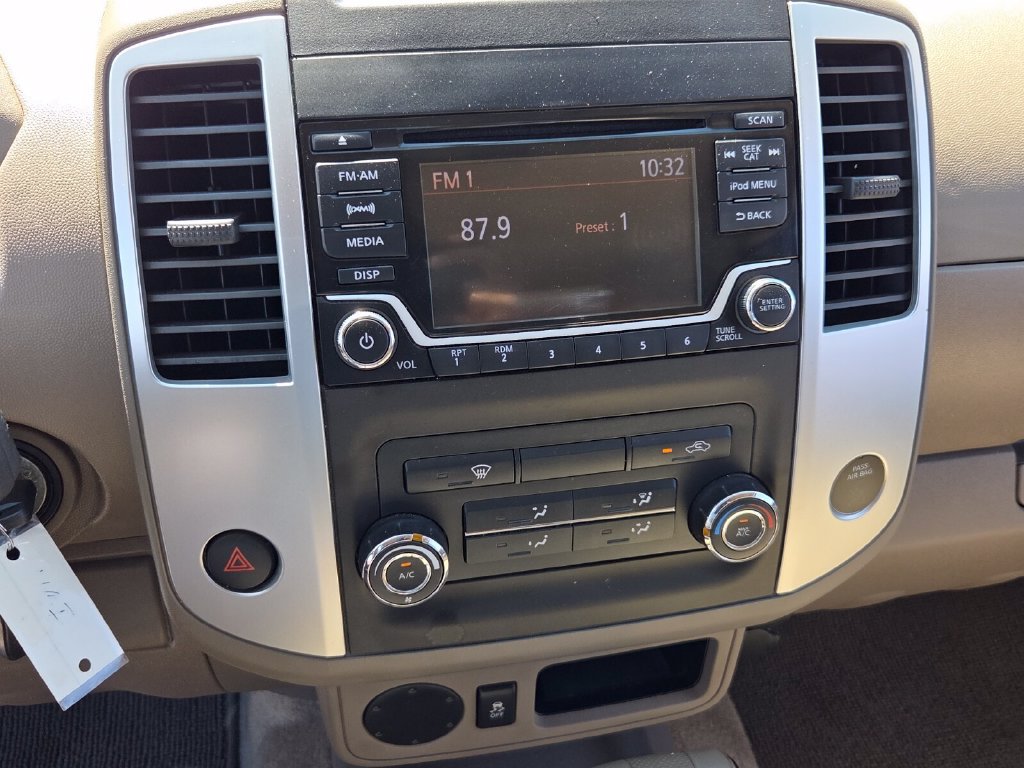 Used 2017 Nissan Frontier SV RWD image 18