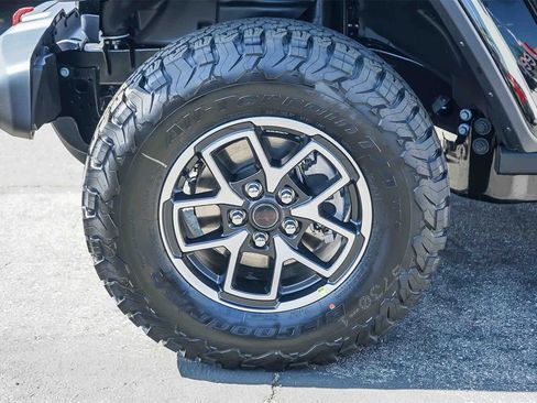 New 2026 Jeep Wrangler Unlimited Rubicon w/ Safety Group image 9