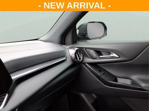 Used 2025 Chevrolet Equinox LT w/ Convenience Package II FWD image 28