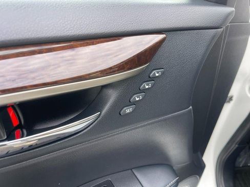 Used 2014 Lexus ES 350 image 21