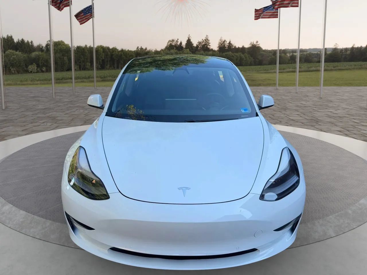 Used 2021 Tesla Model 3 Standard Range Plus RWD image 2