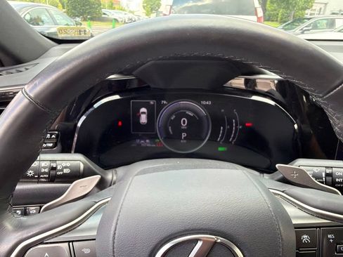 Certified 2025 Lexus NX 350h AWD w/ Accessory Package (2T) image 44