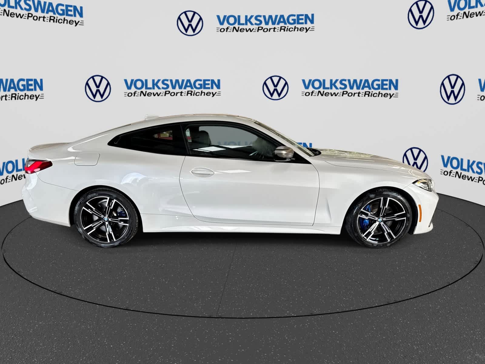 Used 2022 BMW M440i Coupe RWD image 15