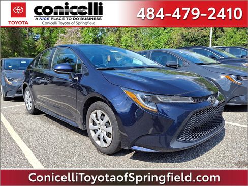 Used 2022 Toyota Corolla LE FWD image 1