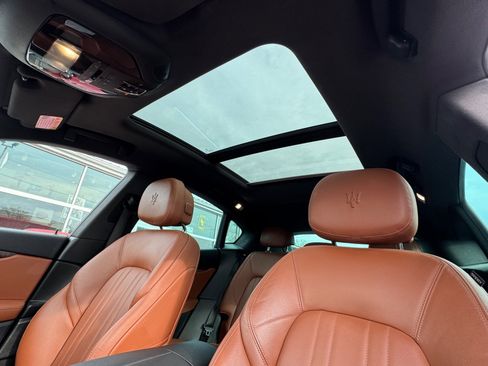 Used 2022 Maserati Levante GT image 29