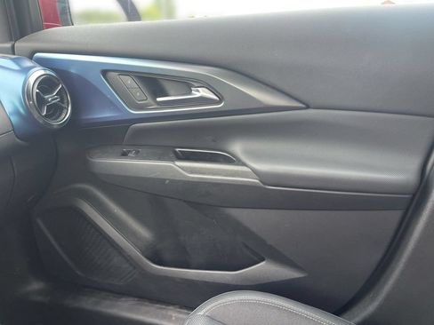 Used 2024 Chevrolet Equinox EV LT FWD image 19