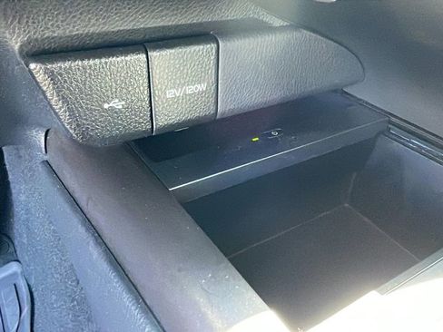 Used 2024 Toyota Camry XLE FWD image 19