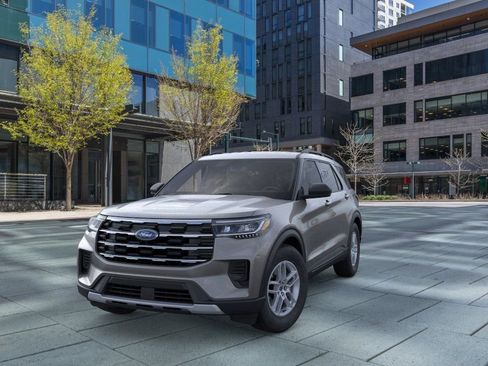 New 2026 Ford Explorer Active AWD/4WD image 2