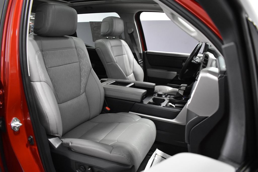 Used 2024 Toyota Tundra Limited AWD/4WD image 14