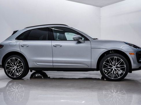 New 2026 Porsche Macan image 9