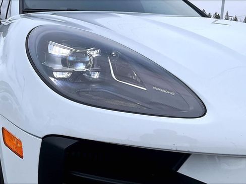 Used 2020 Porsche Macan S image 31