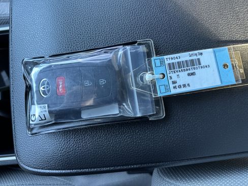 New 2026 Toyota 4Runner SR5 image 36