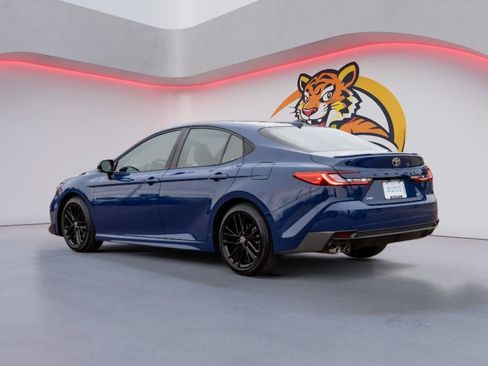 Certified 2025 Toyota Camry SE image 7