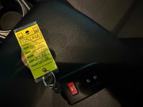 Certified 2022 Toyota Tacoma TRD Off-Road image 37