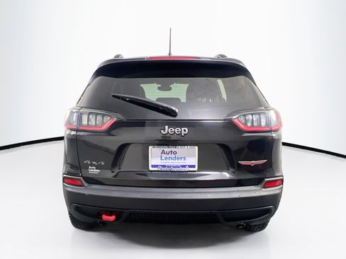 Used 2022 Jeep Cherokee Trailhawk w/ Premium Leather Package AWD/4WD image 6