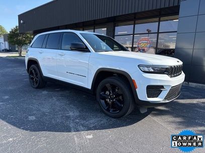 Used 2023 Jeep Grand Cherokee Altitude