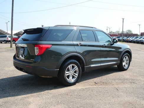 Used 2024 Ford Explorer XLT w/ Class IV Trailer Tow Package AWD/4WD image 6