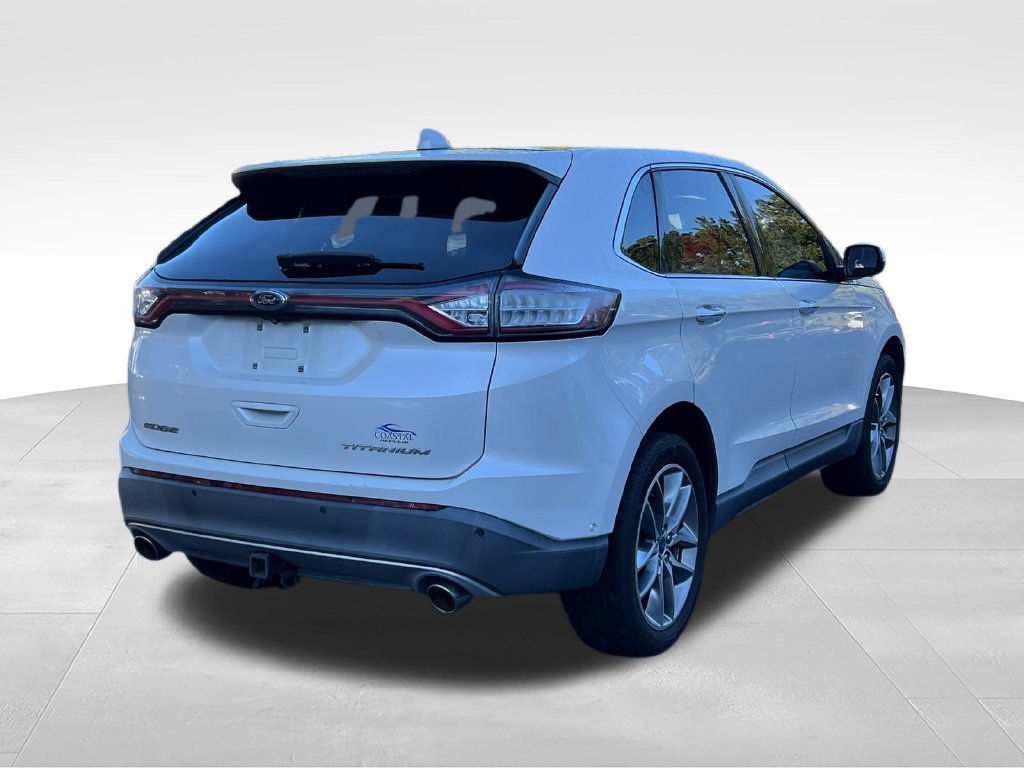 Used 2018 Ford Edge Titanium w/ Equipment Group 302A FWD image 5