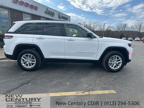 New 2026 Jeep Grand Cherokee Laredo X image 4