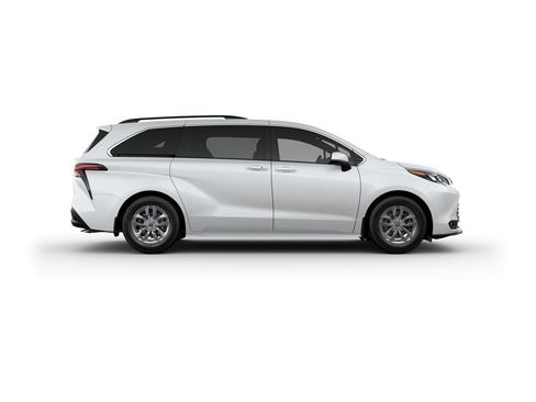 New 2025 Toyota Sienna XLE image 16