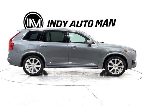 Used 2017 Volvo XC90 T6 Inscription w/ Vision Package image 3