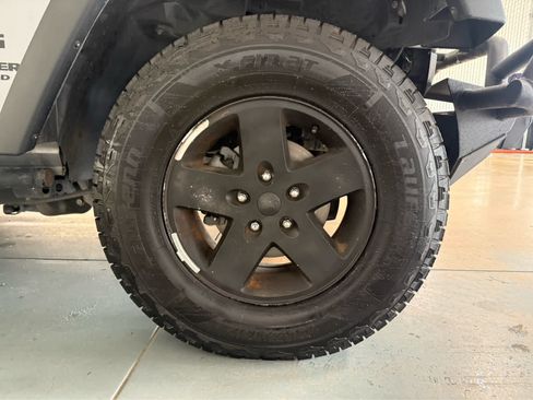 Used 2013 Jeep Wrangler Unlimited Sport AWD/4WD image 11