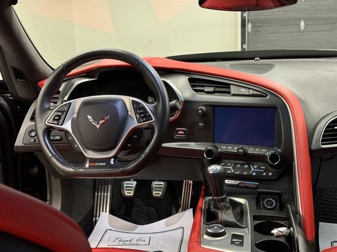 Used 2015 Chevrolet Corvette Z06 w/ 3LZ Preferred Equipment Group image 26