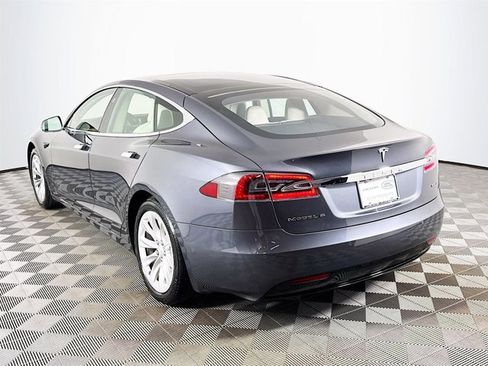 Used 2018 Tesla Model S 100D image 7