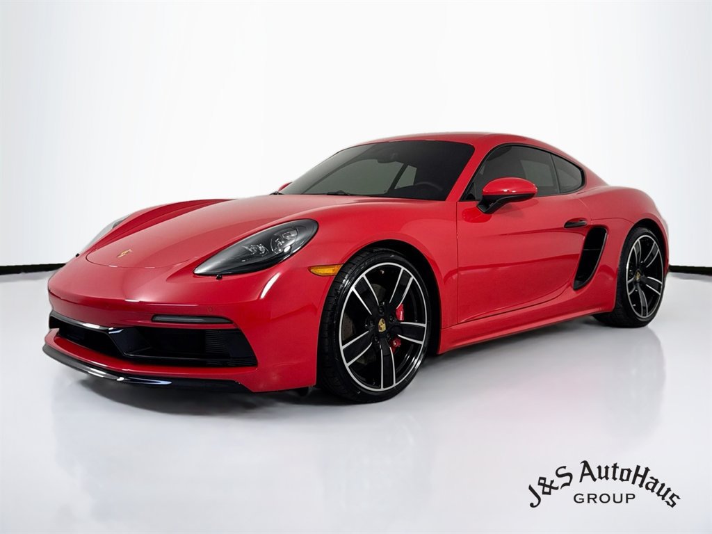 Used 2025 Porsche 718 Cayman GTS RWD image 3