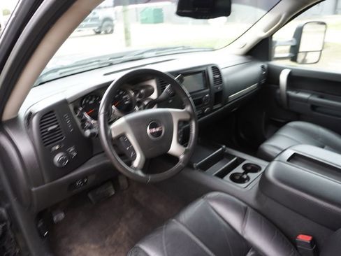 Used 2014 GMC Sierra 2500 SLE w/ SLE Preferred Package image 3