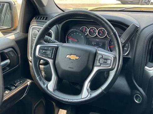 Used 2022 Chevrolet Silverado 1500 LT AWD/4WD image 15