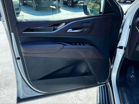 Used 2023 Cadillac Escalade ESV Premium Luxury Platinum w/ LPO, Radiant Package image 22