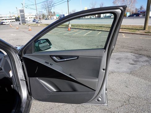 Used 2025 Kia Niro EX w/ EX Cold Weather Package image 26