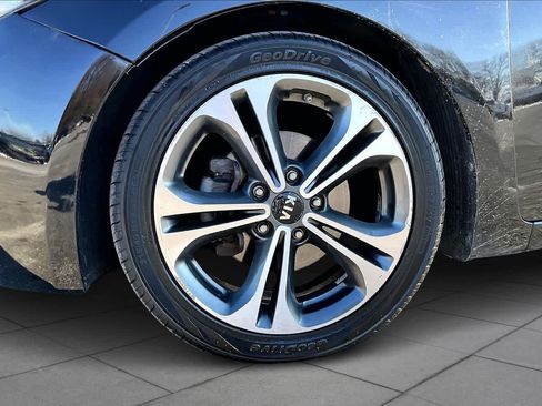 Used 2016 Kia Forte EX image 11