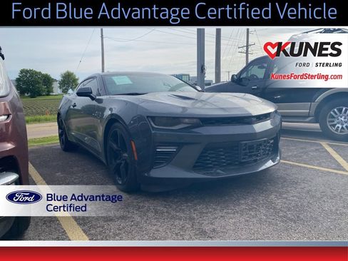Used 2018 Chevrolet Camaro SS RWD image 1