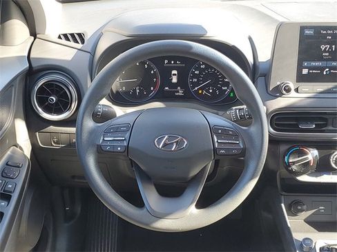 Used 2023 Hyundai Kona SEL image 28