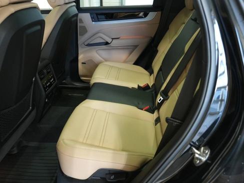 New 2026 Porsche Cayenne AWD/4WD image 26