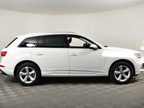 Used 2022 Audi Q7 Premium w/ Convenience Package image 7