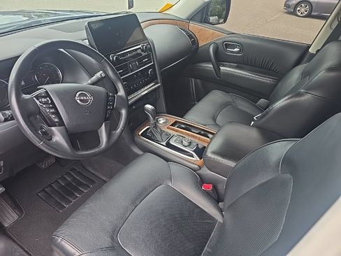 Used 2022 Nissan Armada SL w/ Captain's Chairs Package RWD image 13