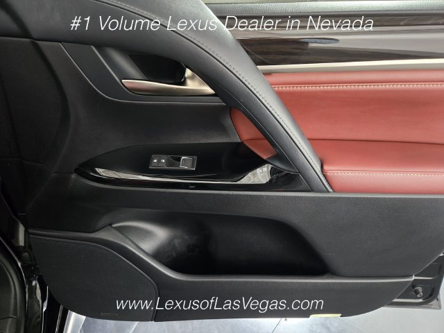Used 2018 Lexus LX 570 4WD w/ Luxury Package image 26