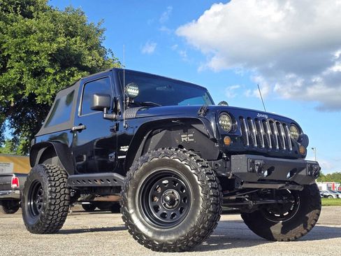 Used 2010 Jeep Wrangler Sahara w/ Dual Top Group AWD/4WD image 1