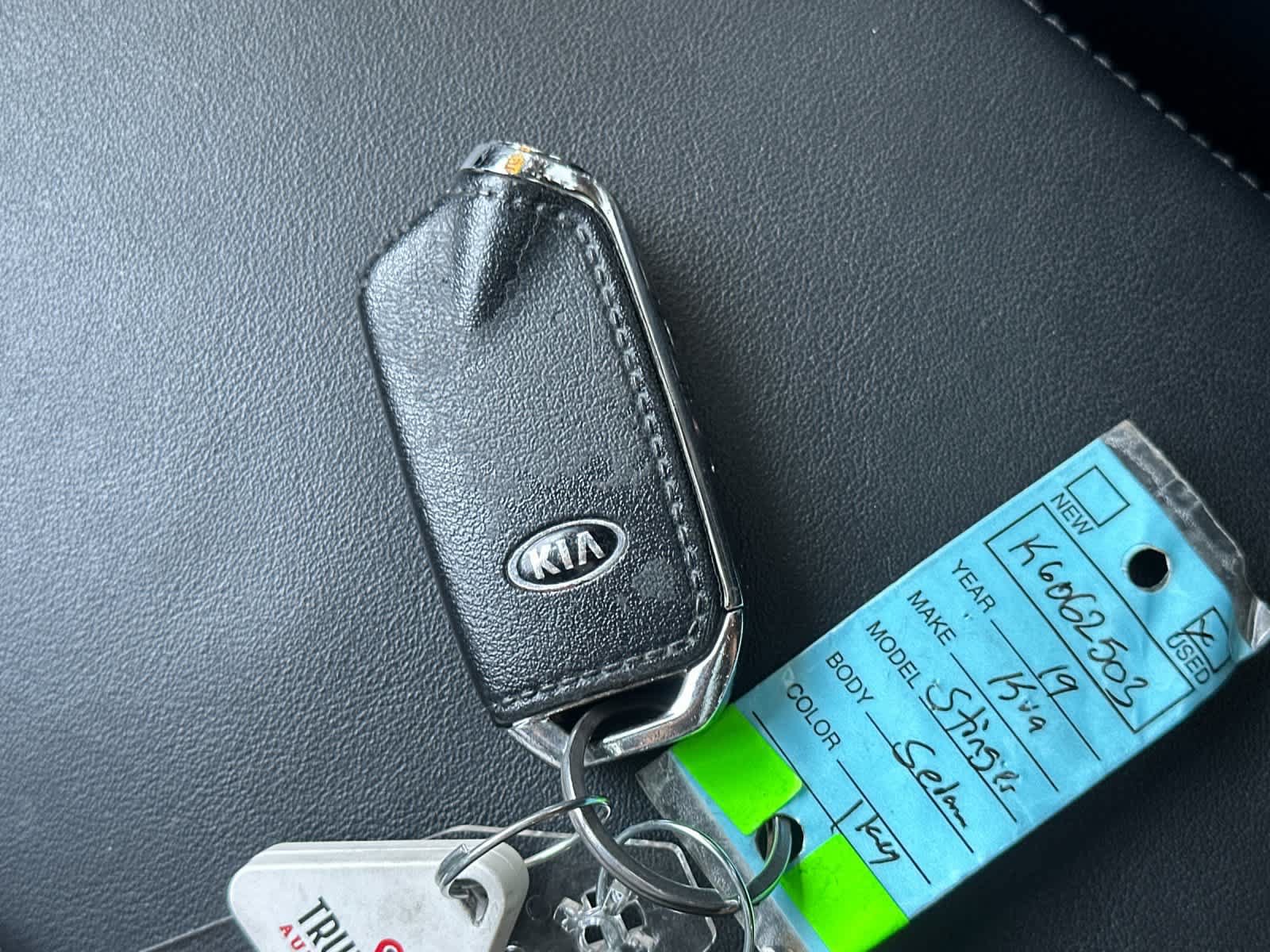 Used 2019 Kia Stinger Premium RWD image 29