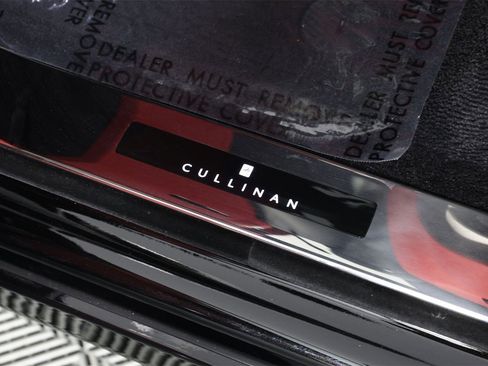 New 2026 Rolls-Royce Cullinan image 33